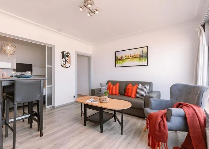 Huswell - Brand New With A View Ostenda